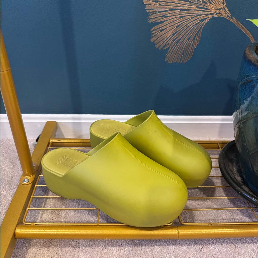 Simon Miller x Melissa Bubble Clog - Picture 3 of 7